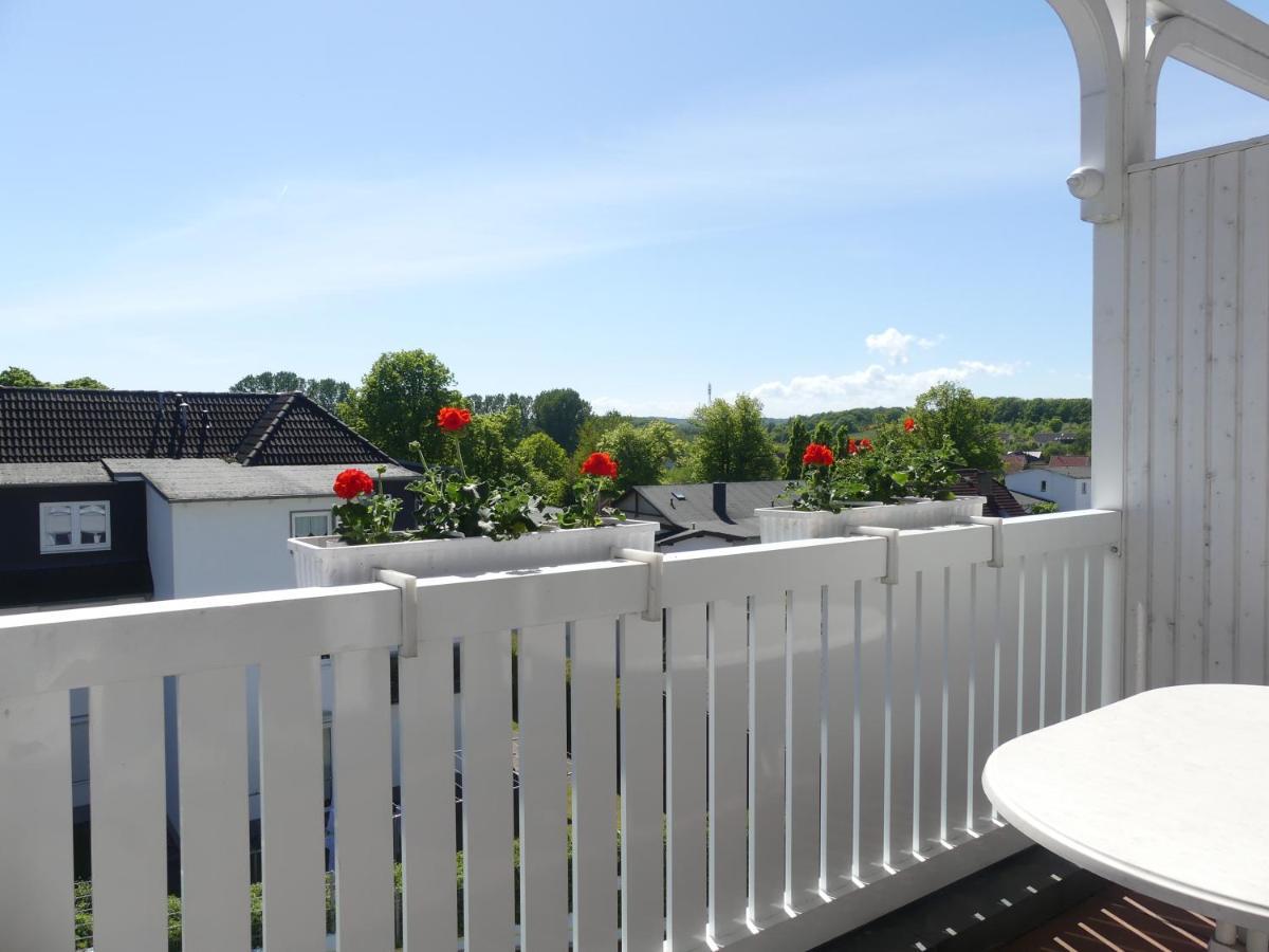 Apartmenthaus Binzer Sterne Екстериор снимка