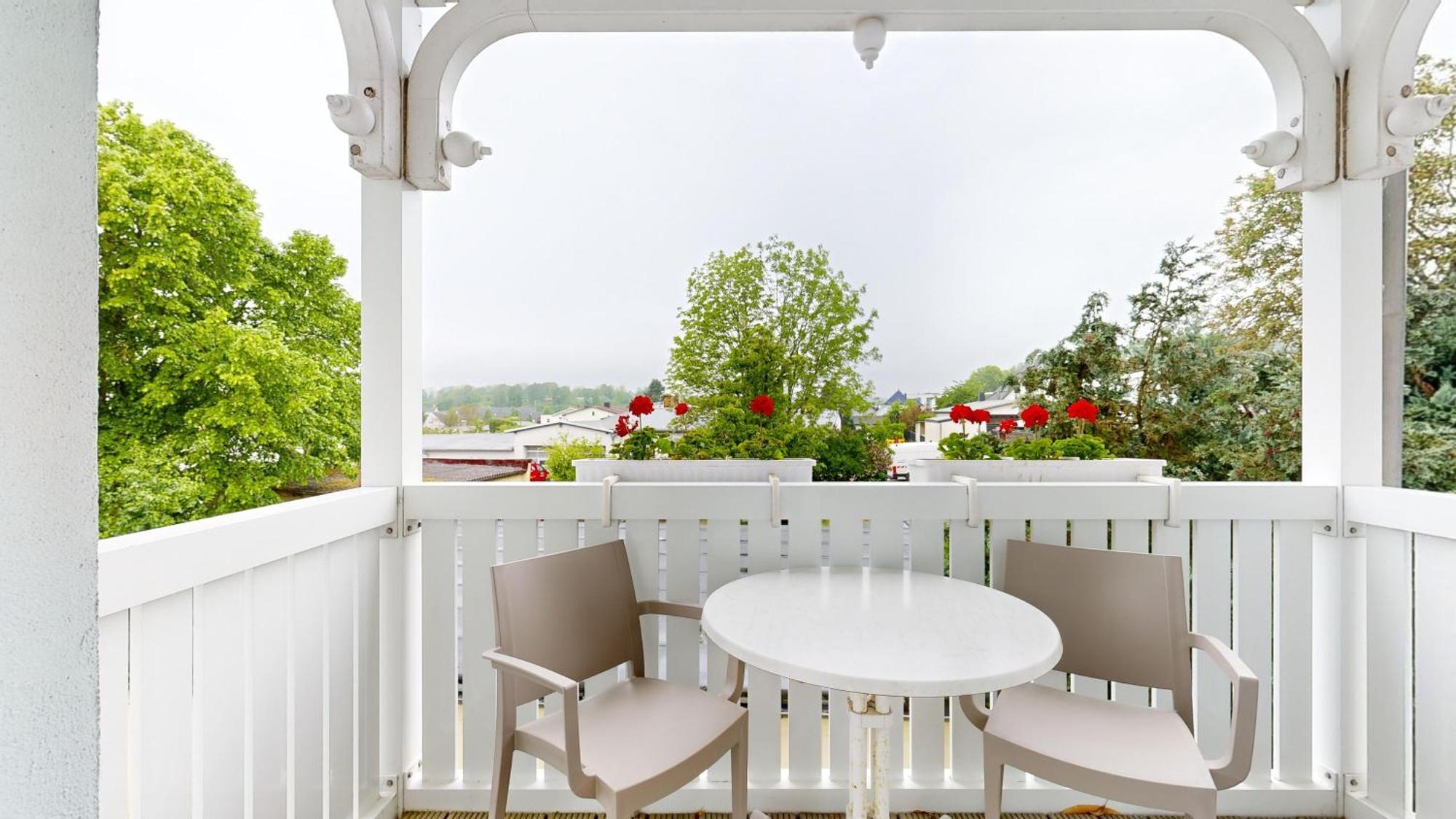 Apartmenthaus Binzer Sterne Екстериор снимка